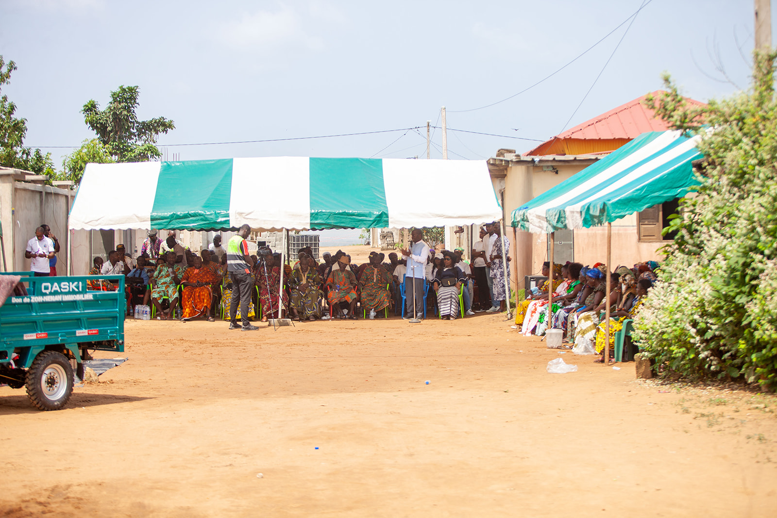 ZOH-HENAN au Cœur de M'batto : Une Journée de Solidarité et de Générosité à Bouaké
